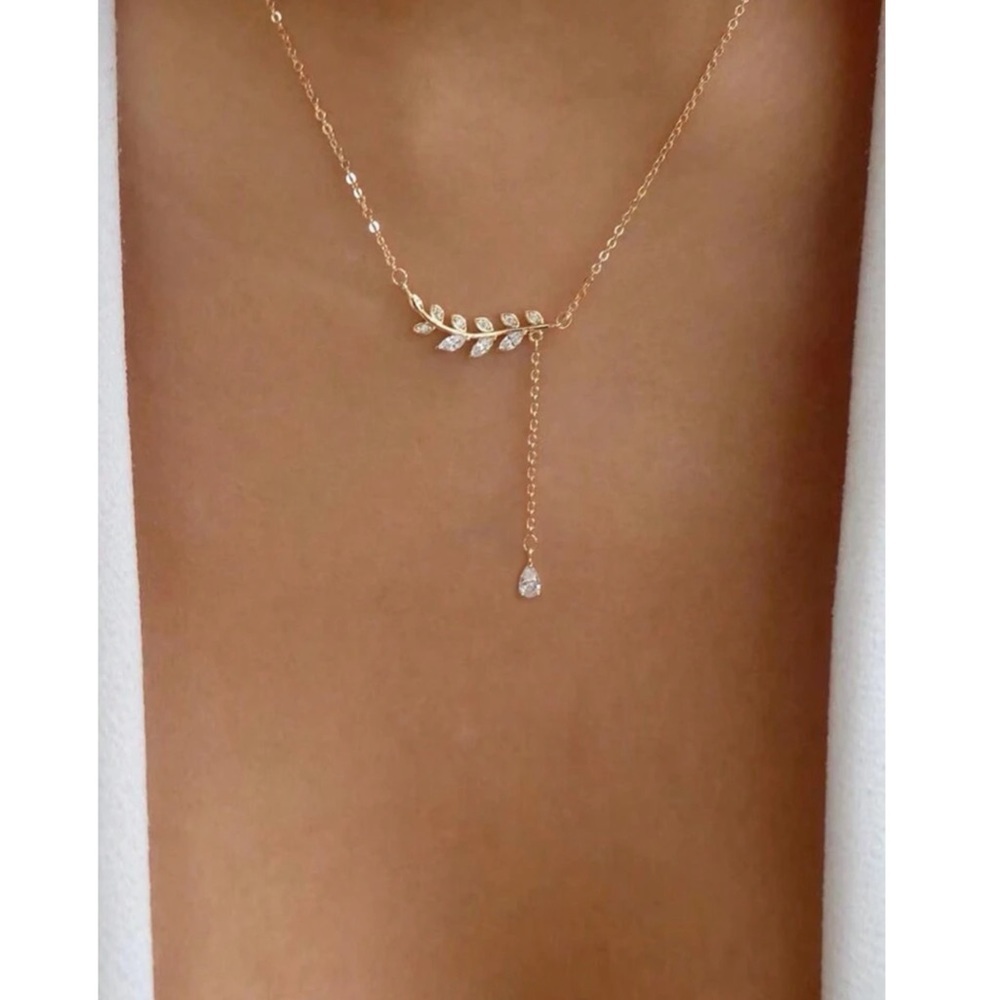 Drop Pendant Necklace